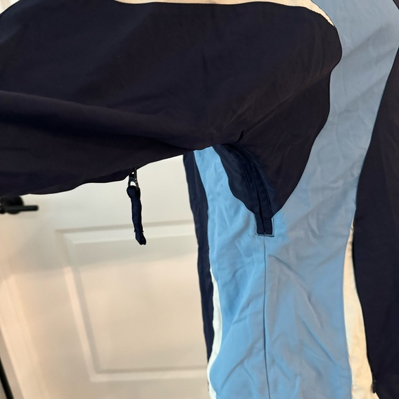 Vintage Authentic Alpine Design Navy and Light blue women’s Jacket - Picture 11 of 11